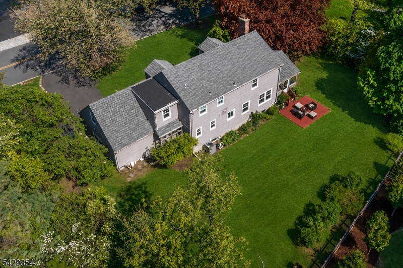 36 Beverly Rd