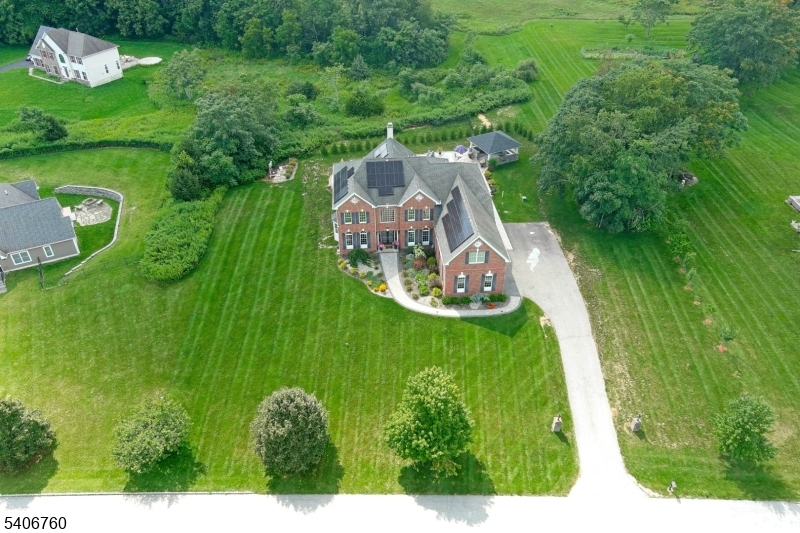 7 Flagstone Hill Road