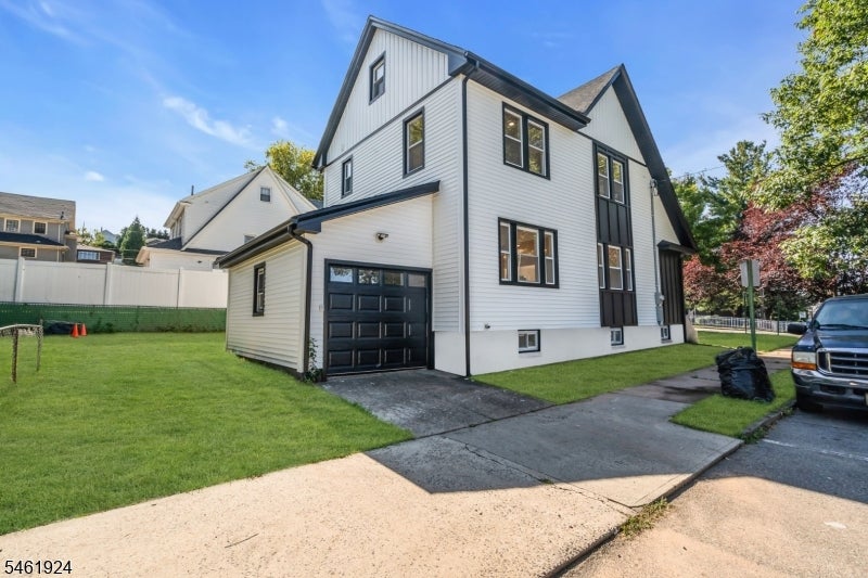 17 S Midland Ave