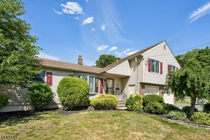 42 Daka Ct