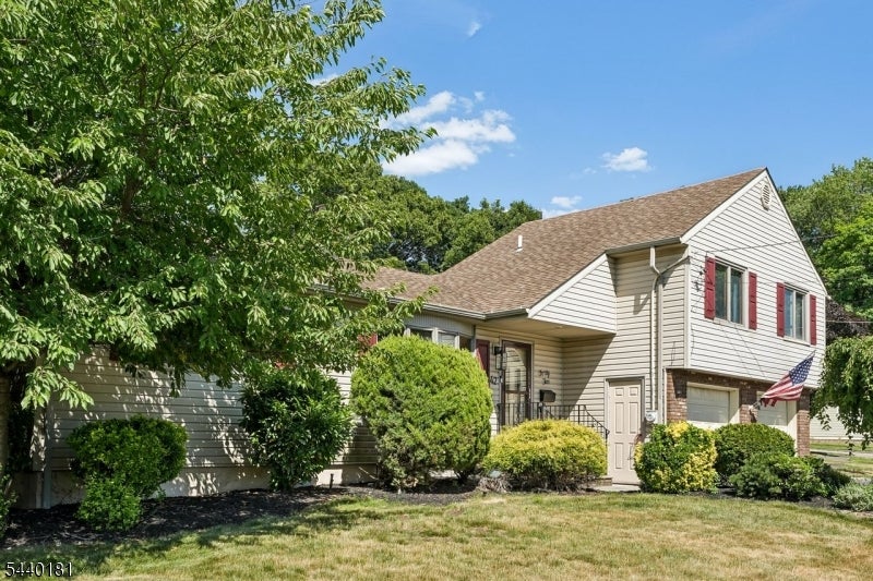 42 Daka Ct