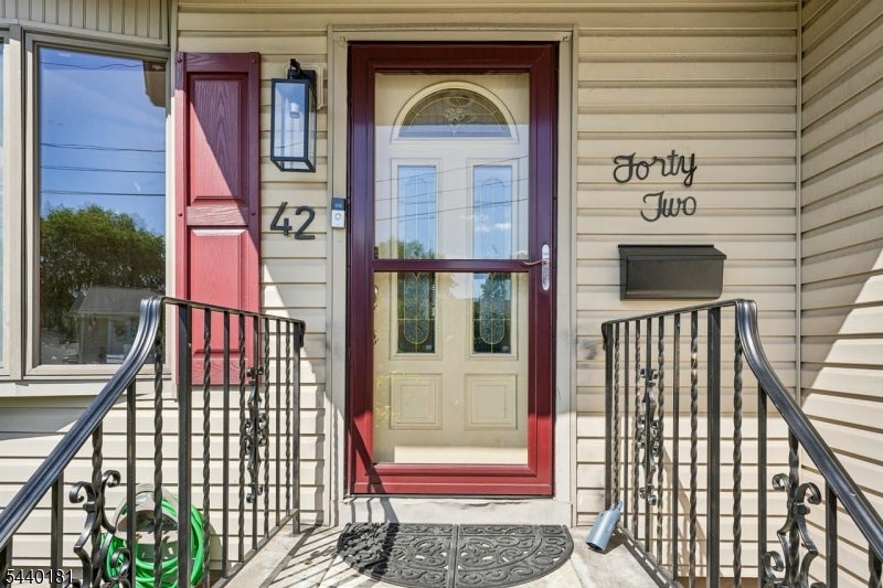 42 Daka Ct