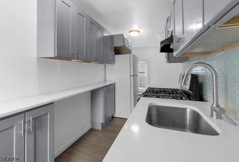 25 Kingsley St West Orange Twp. NJ 07052