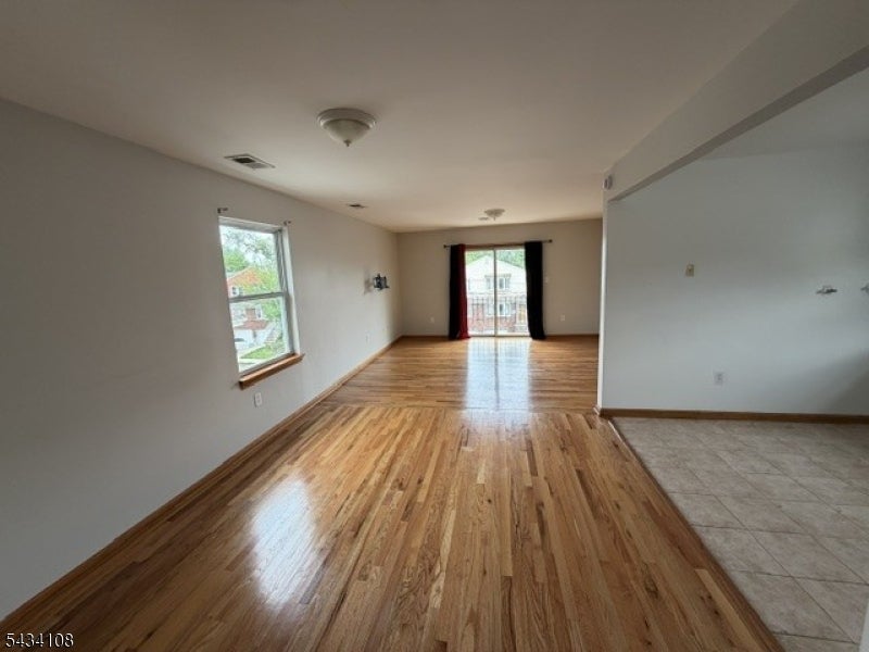 821 Jackson Ave 2
