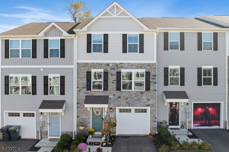 41 Limestone Blvd
