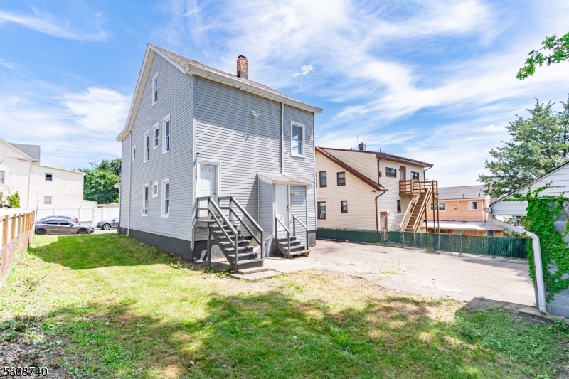 454 6Th Ave