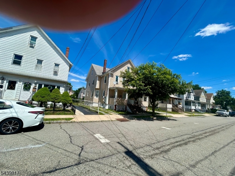 105-107 Berry St