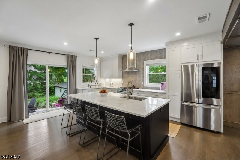 21 Evergreen Pl