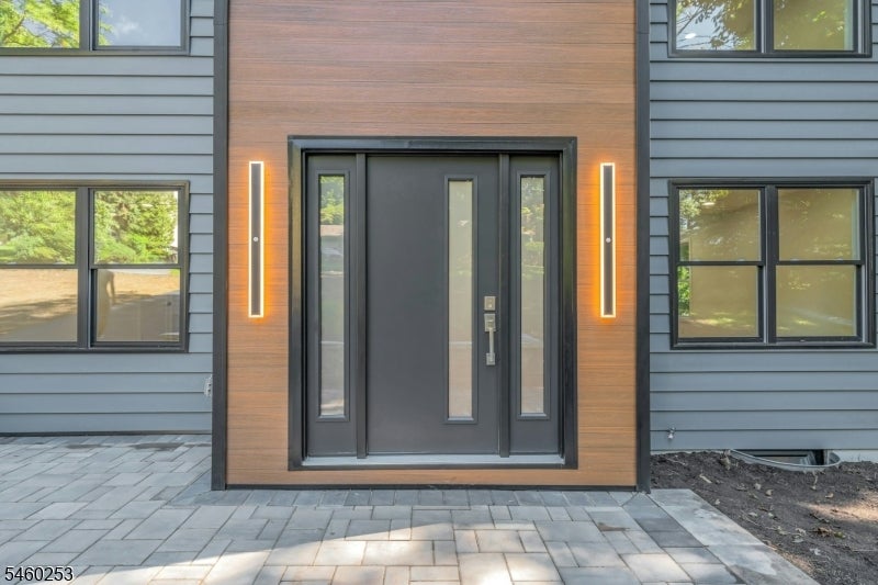 39 Woodcrest Rd