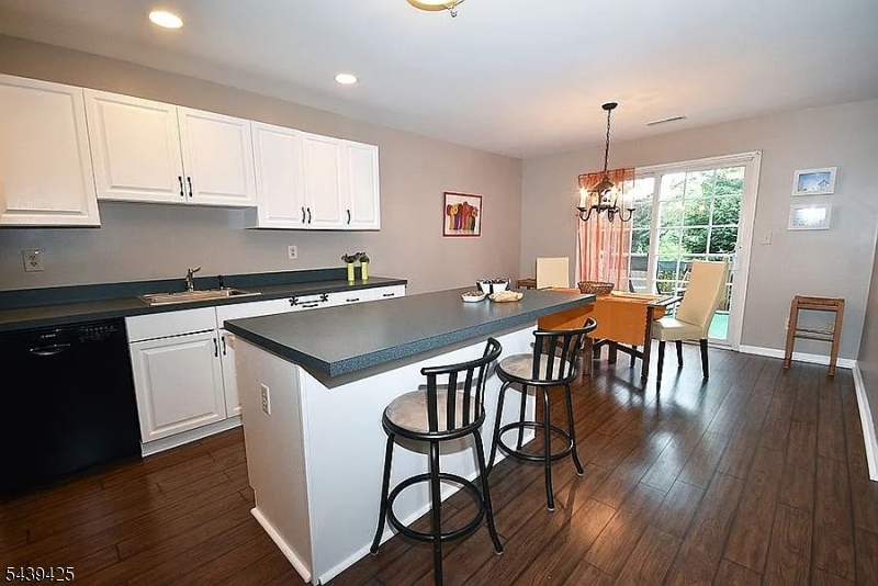 12 Mcmanus Ct