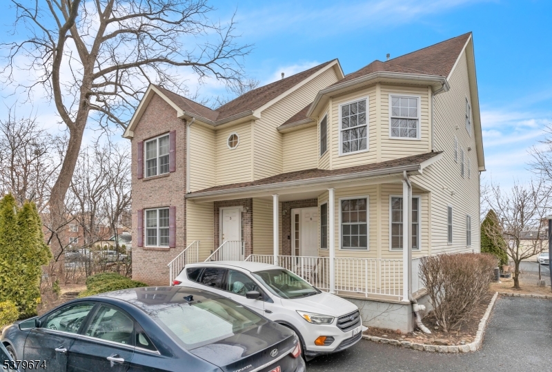 708 E Front St 5