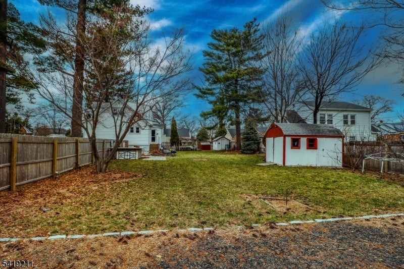 15 N River View Ave