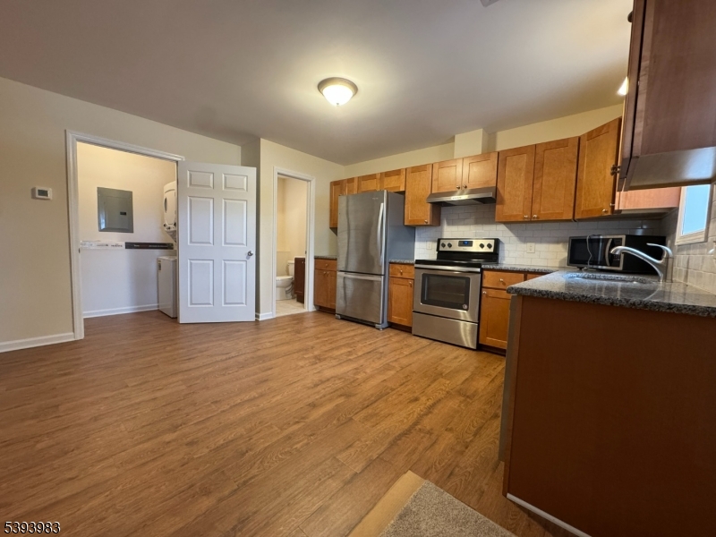 85 Us Highway 206, Unit A A