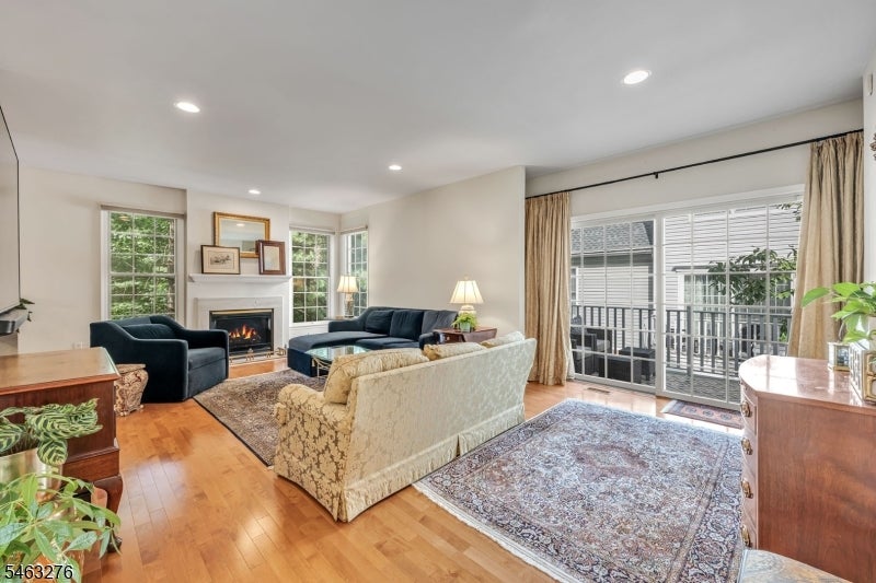 31 Twombly Ct