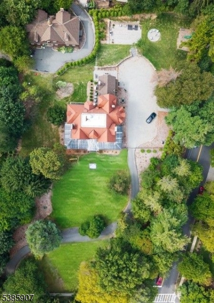 30 N Mountain Ave