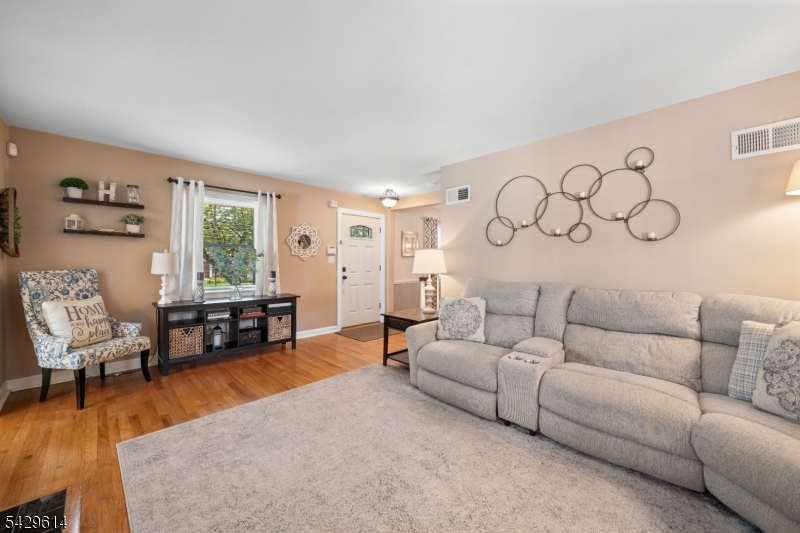 36 Burlington Rd
