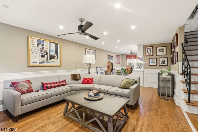 68-86 New England Ave 18