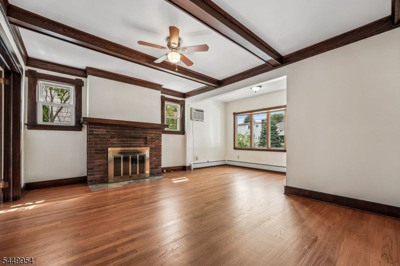 21 Broughton Ave 1