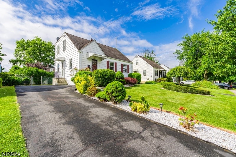 1601 Raritan Rd