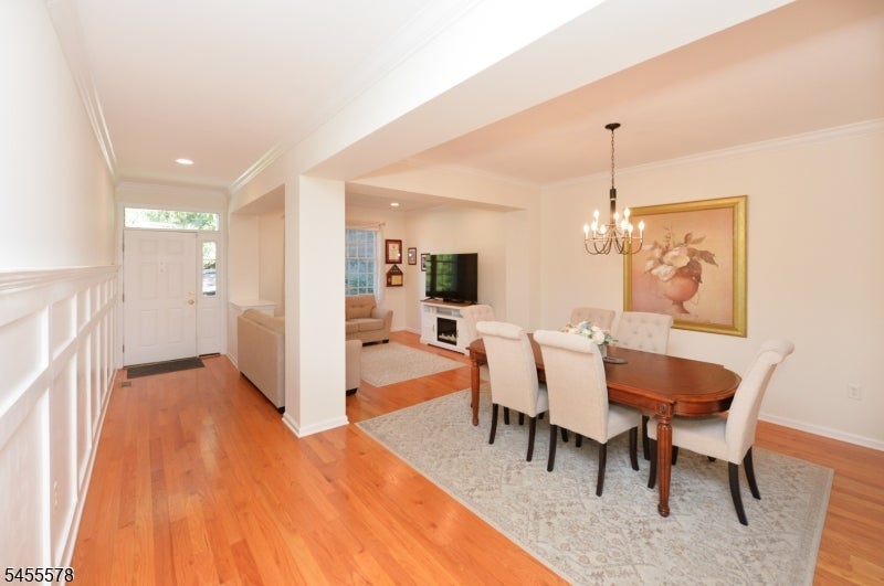 90 Summer Hill Rd 90
