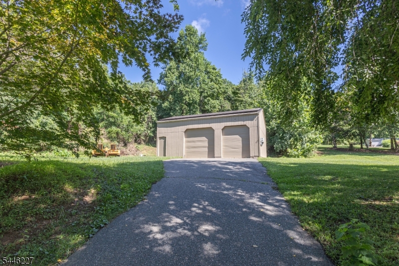 104 Church Rd