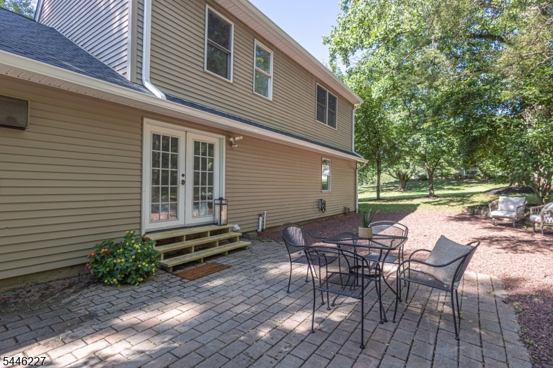 104 Church Rd