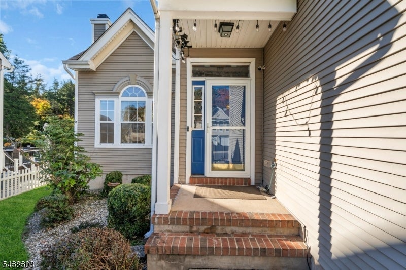 44 Plantation Rd