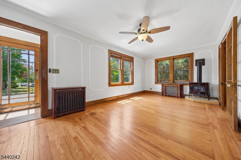 659 Raritan Rd