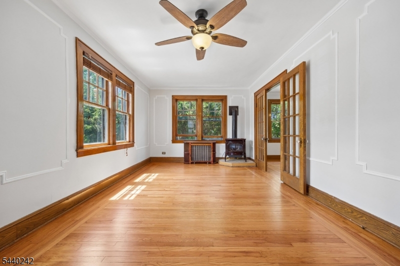 659 Raritan Rd