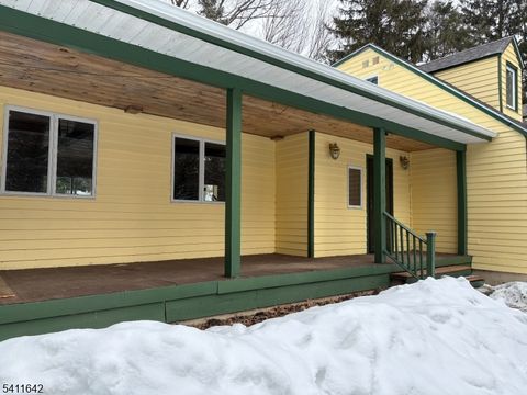 11 Winterwood Rd Tewksbury Twp. NJ 08833