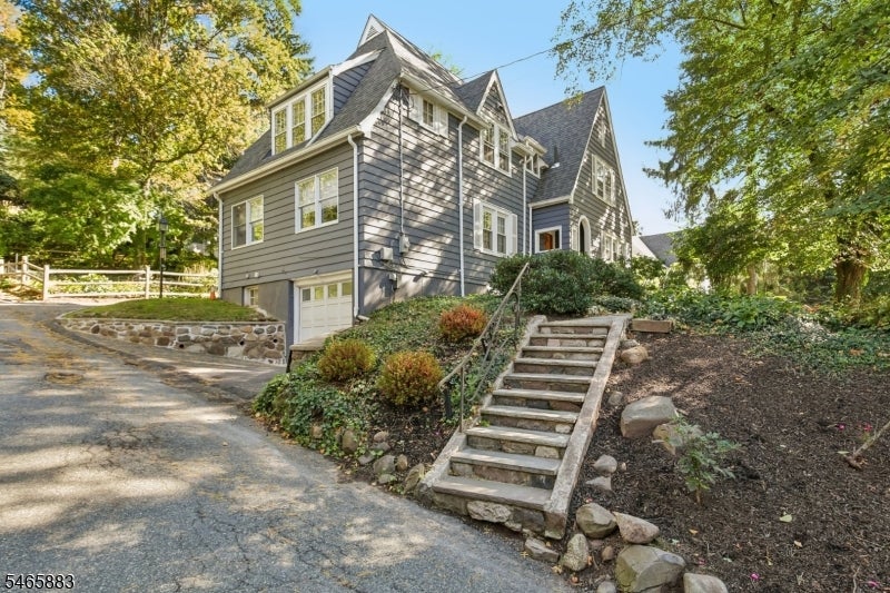 147 Glen Ave