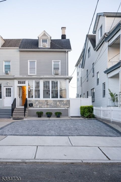 139 Autumn St Passaic City NJ 07055