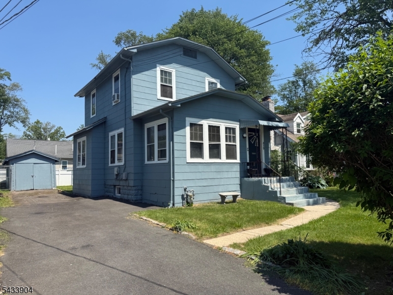 315 Hunter Ave