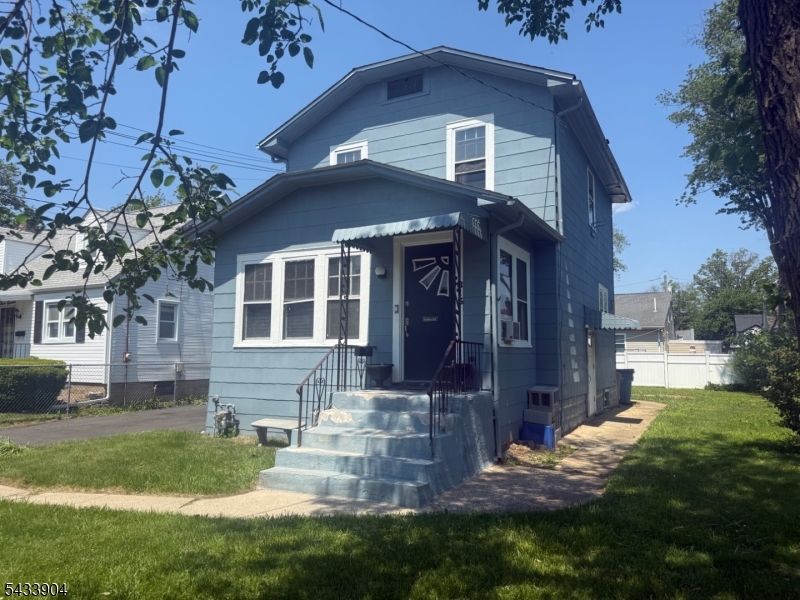 315 Hunter Ave