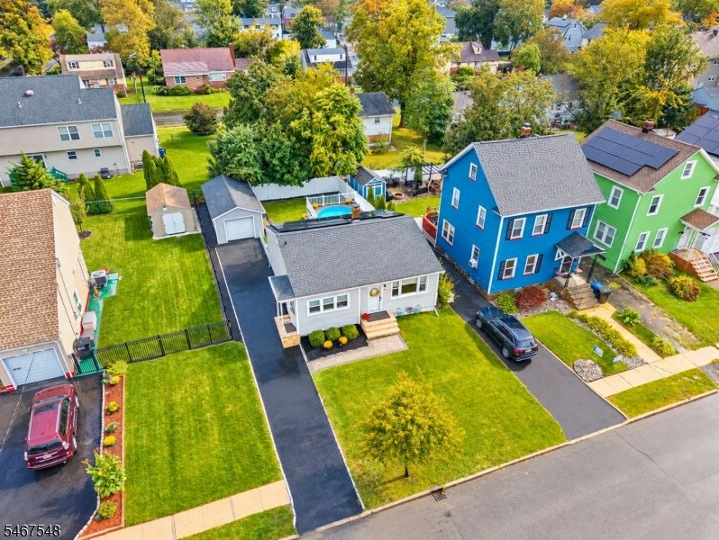 194 Wiley Ave