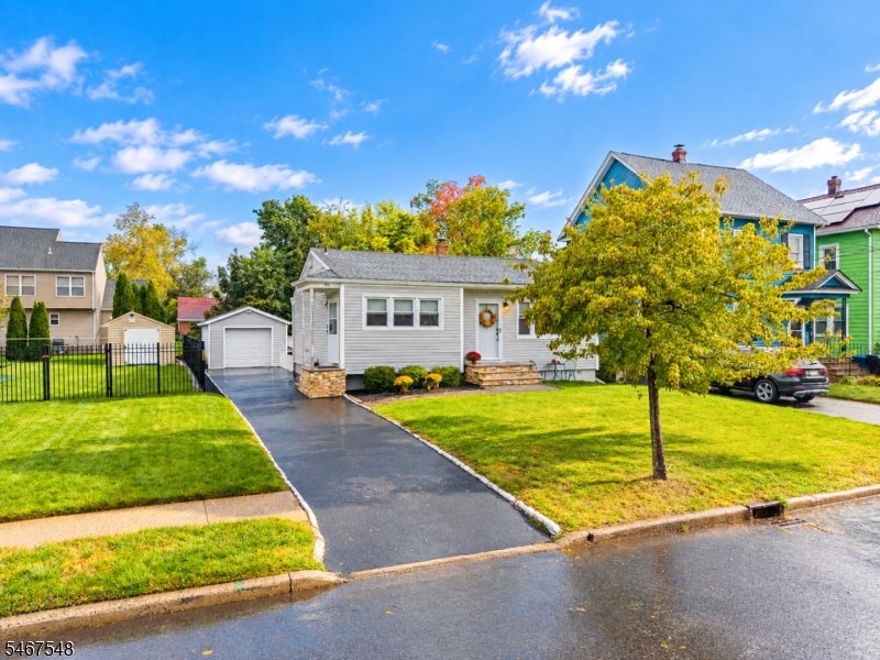 194 Wiley Ave