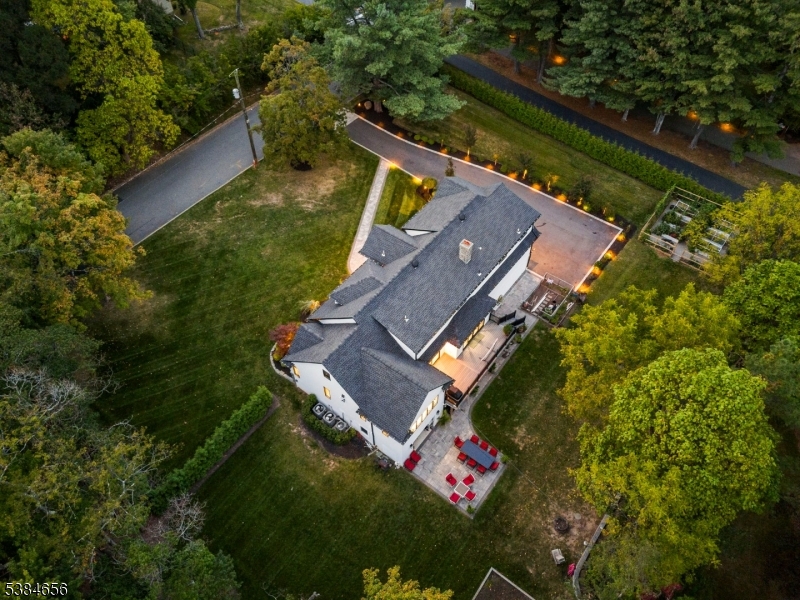 29 Old Chestnut Ridge Rd