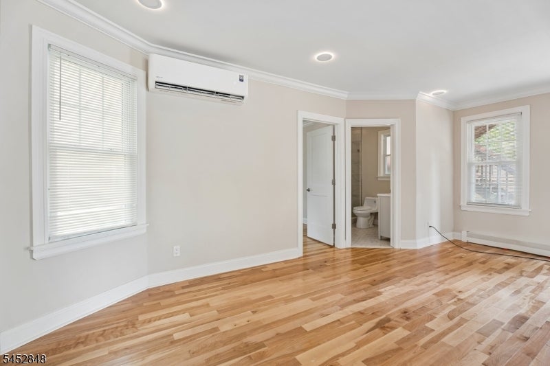 57 Greenwood Ave UNIT 1 1