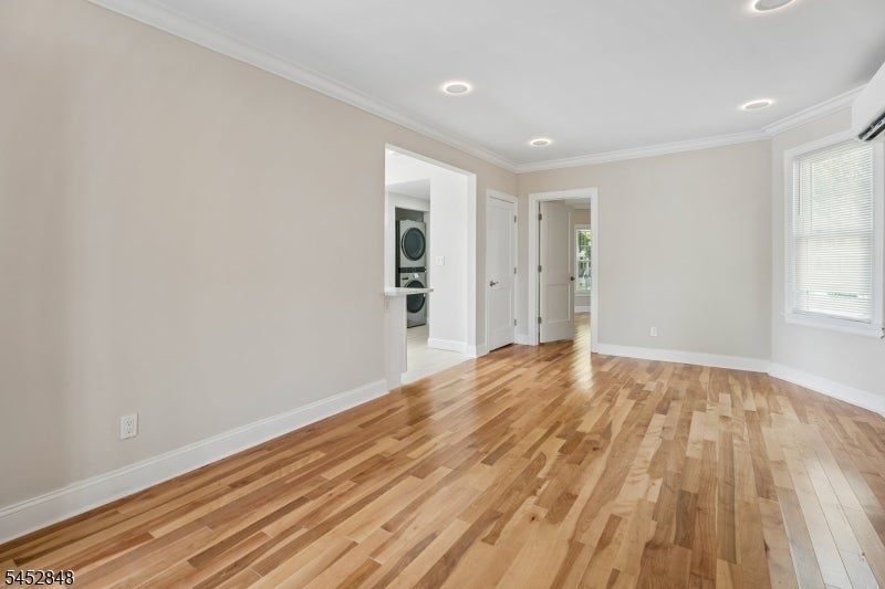 57 Greenwood Ave UNIT 1 1