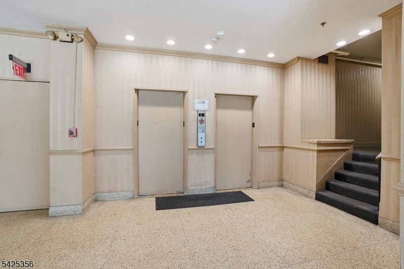 80 Passaic Ave 1E