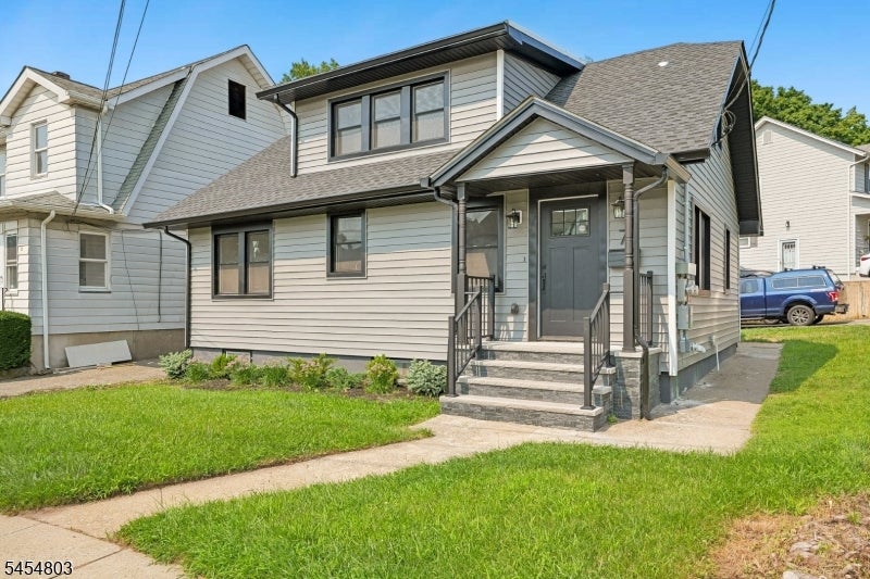7 Franklin Ave