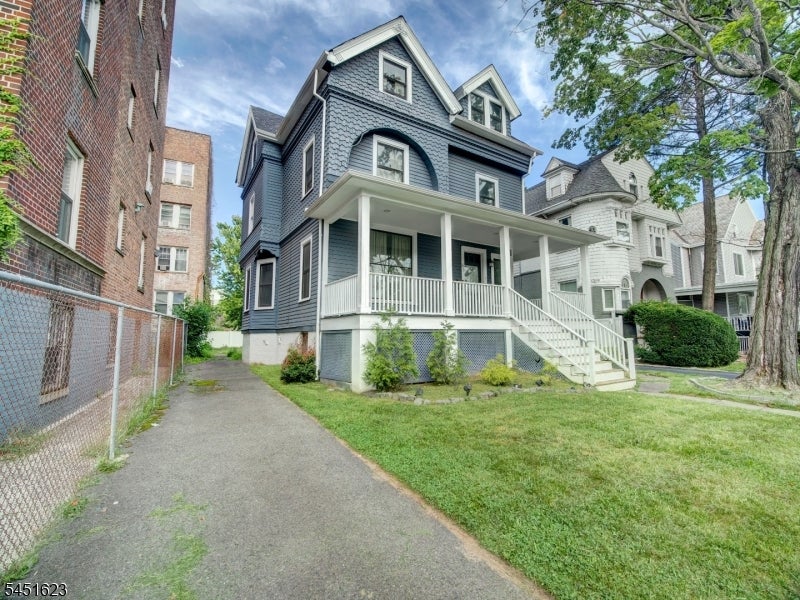 65 Glenwood Ave