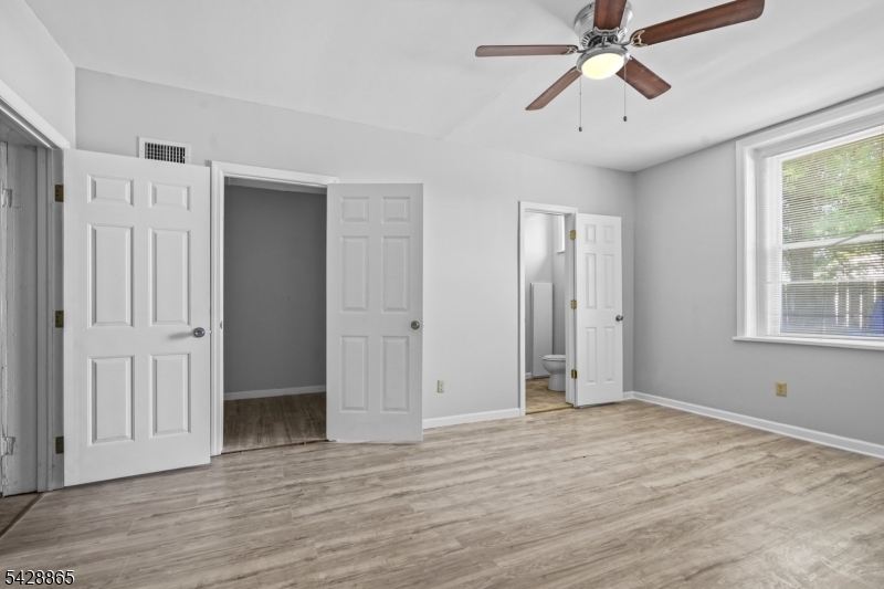 107 Macarthur Ave 2