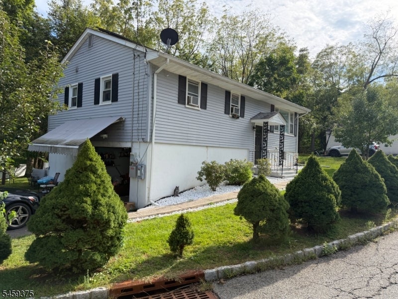 92 Birch St