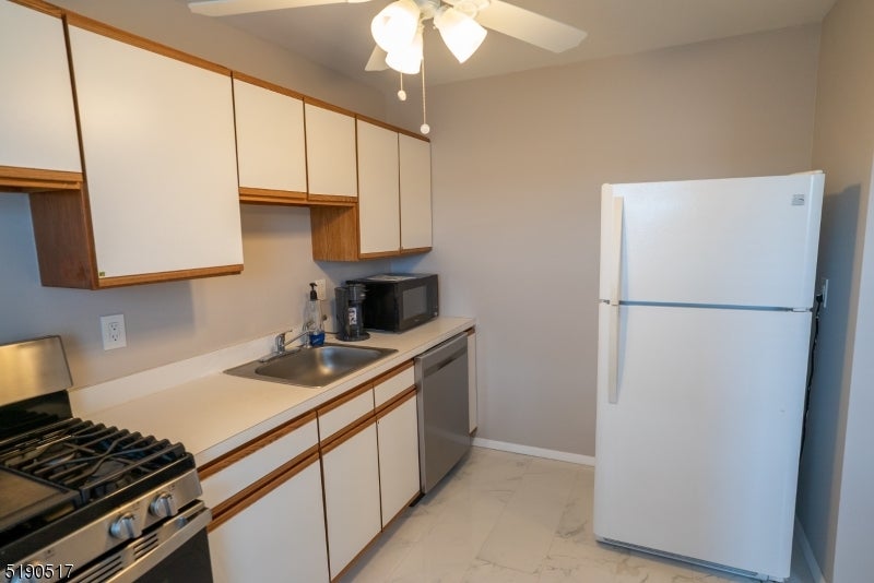 1126 Valley Rd 2A