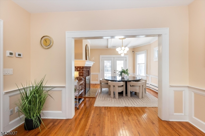 27 Edgewood Rd