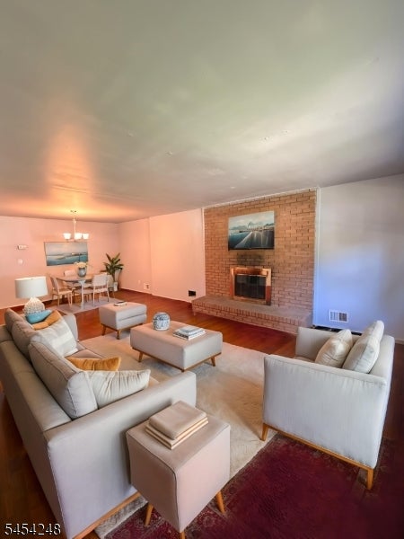 112 Stedwick Dr