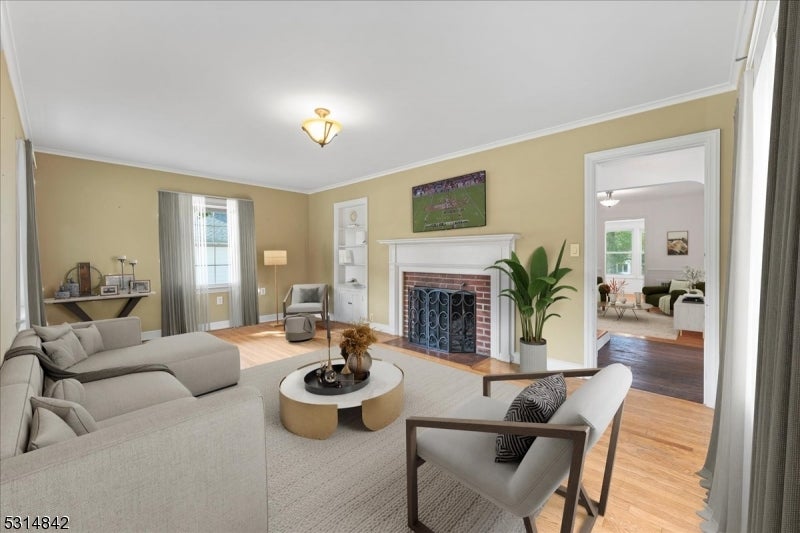35 Maple St