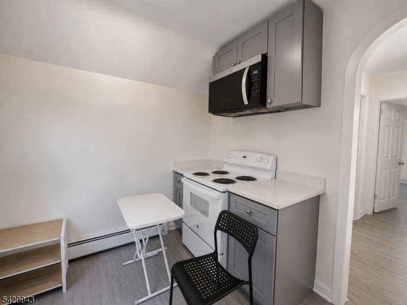 270 Pacific St 3