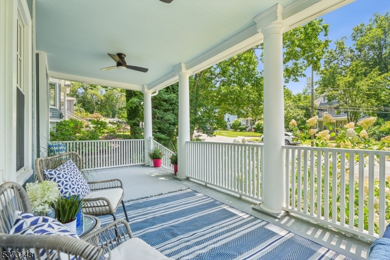 29 Oakview Ave